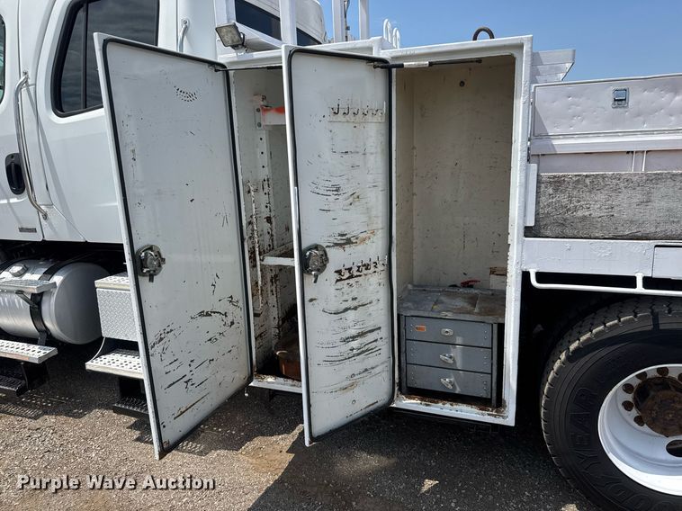 image for item DY0053 2006 Freightliner Business Class M2 Crew Cab crane truck