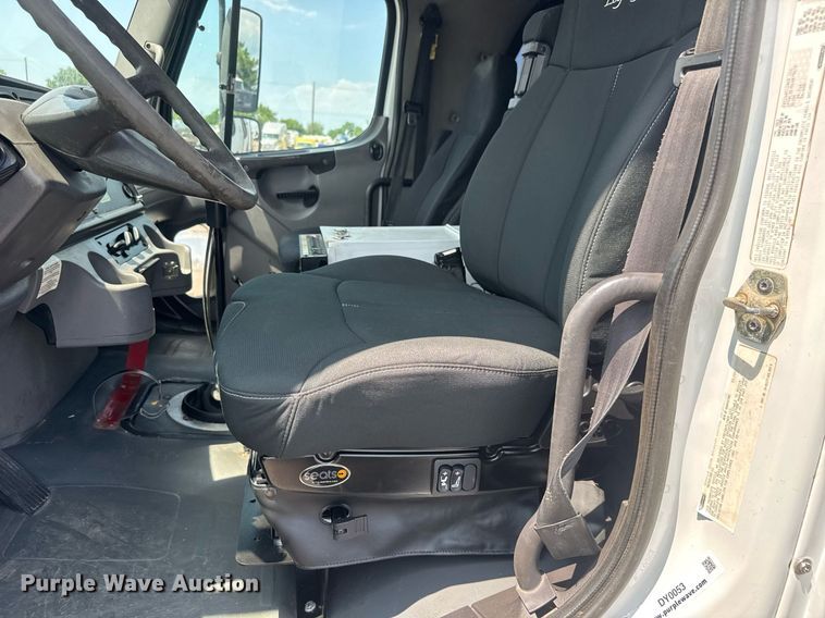 image for item DY0053 2006 Freightliner Business Class M2 Crew Cab crane truck