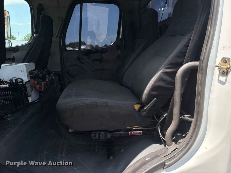 image for item DY0053 2006 Freightliner Business Class M2 Crew Cab crane truck