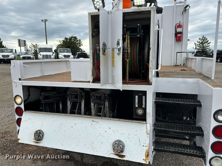 image for item DY0060 2007 Freightliner Business Class M2 Ext. Cab crane truck