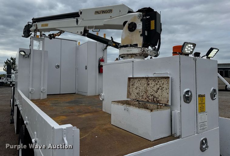 image for item DY0060 2007 Freightliner Business Class M2 Ext. Cab crane truck