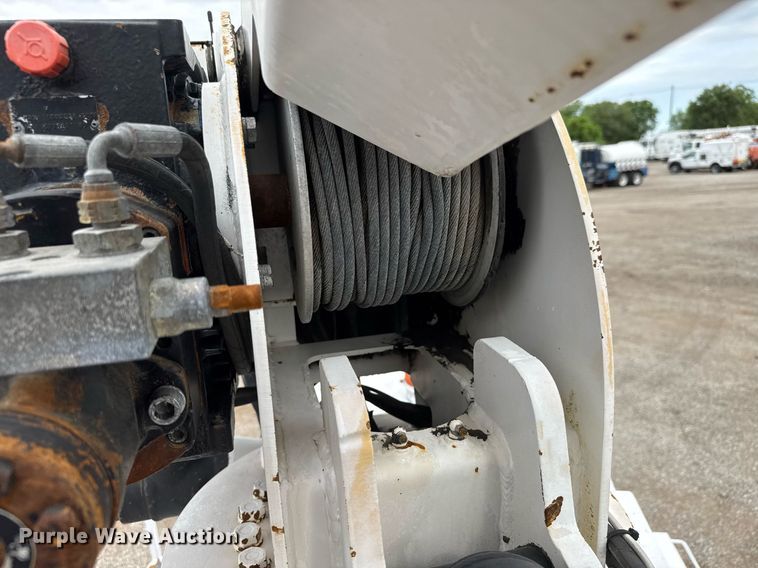 image for item DY0060 2007 Freightliner Business Class M2 Ext. Cab crane truck