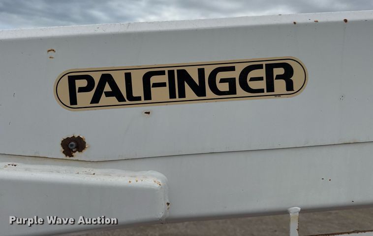 image for item DY0060 2007 Freightliner Business Class M2 Ext. Cab crane truck