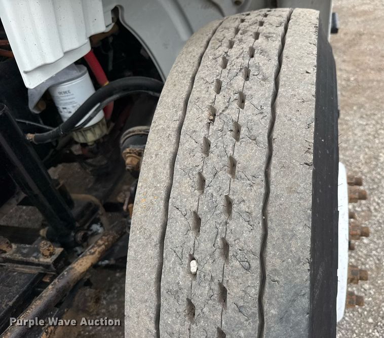 image for item DY0060 2007 Freightliner Business Class M2 Ext. Cab crane truck