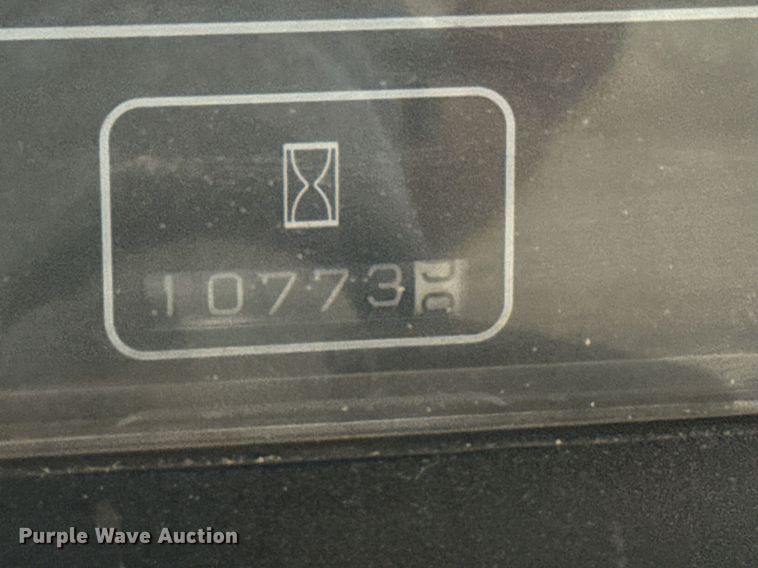 image for item DY0176 Caterpillar DP70 forklift