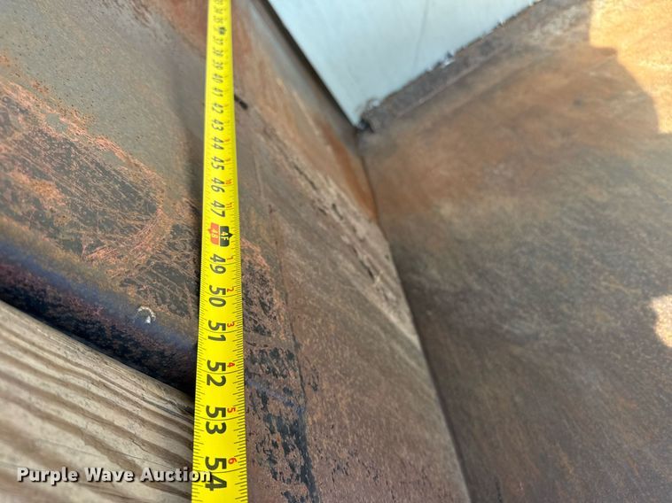 image for item DY0189 2000 Volvo WG dump truck