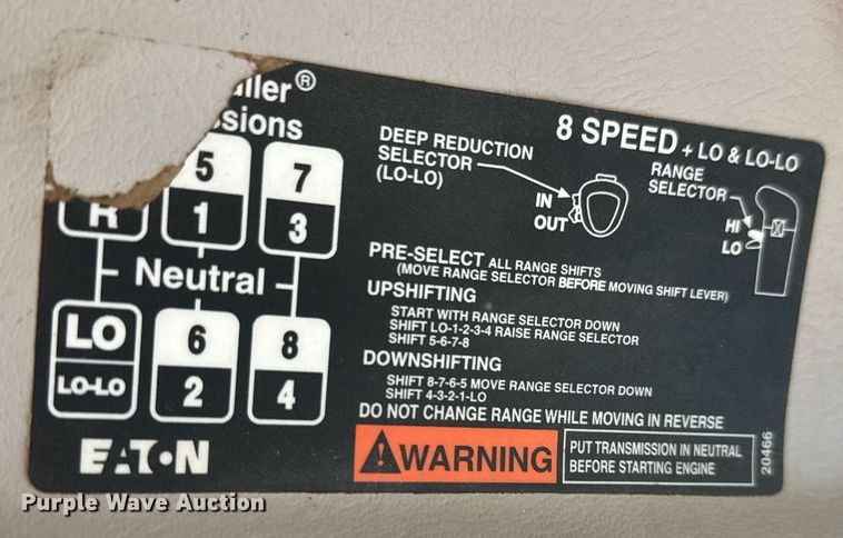 image for item DY0189 2000 Volvo WG dump truck