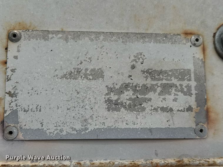 image for item DY0194 2004 Chevrolet C6500 dump truck