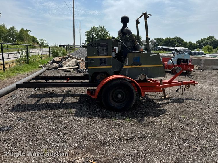 image for item DY0195 1994 Miller Spreader MSCRRR-01 concrete saw