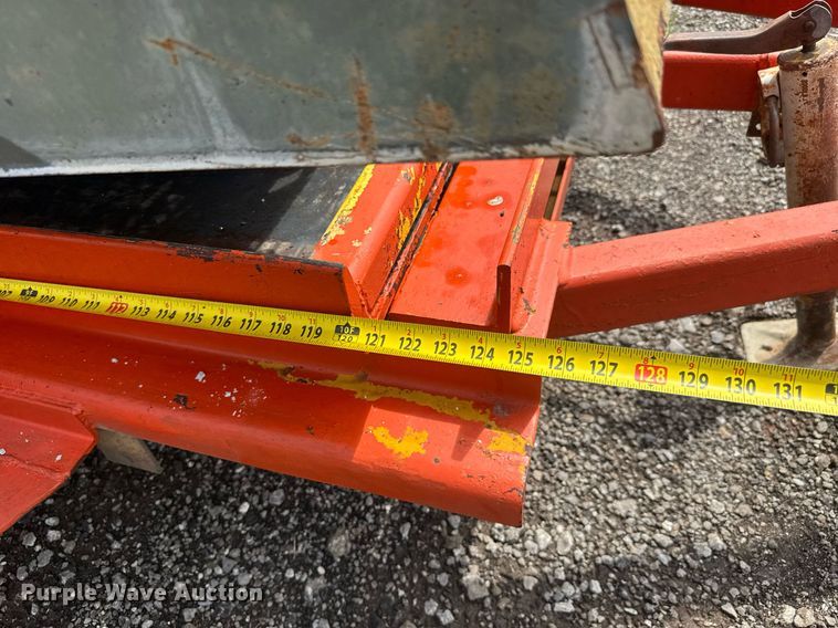 image for item DY0195 1994 Miller Spreader MSCRRR-01 concrete saw