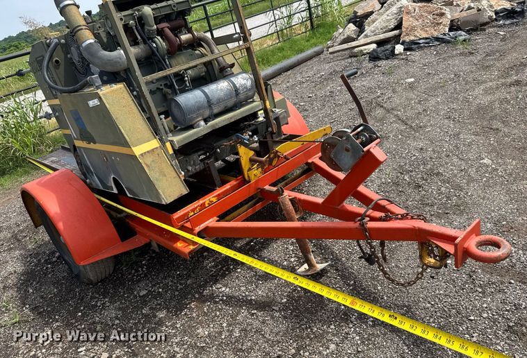 image for item DY0195 1994 Miller Spreader MSCRRR-01 concrete saw