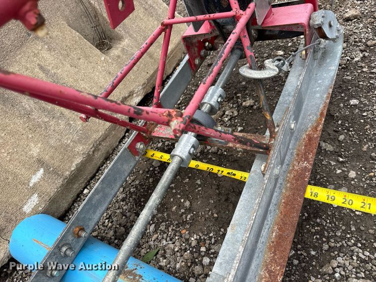 image for item DY0198 Allen Razorback concrete power screed