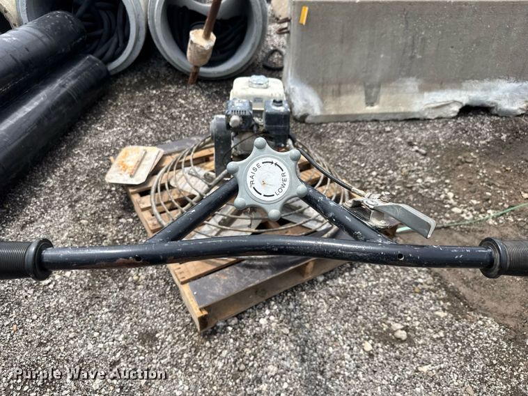 image for item DY0199 Power trowel