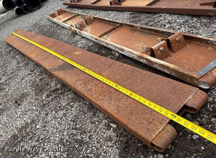 image for item DY0202 Curb and gutter forms