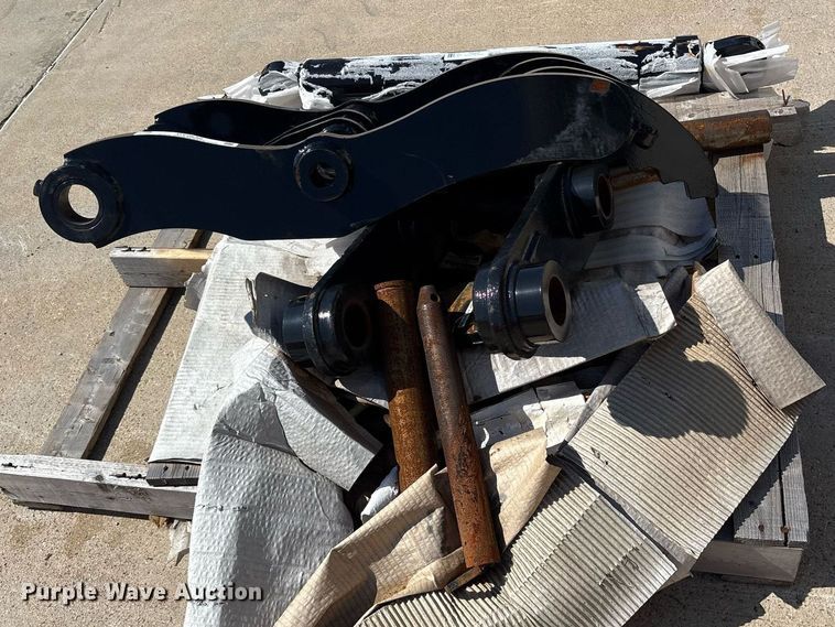 image for item DY0630 Excavator hydraulic thumb