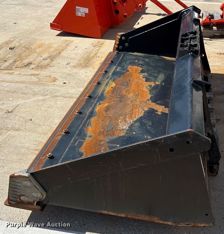 image for item DY0635 Kubota RD80LLC skid steer bucket