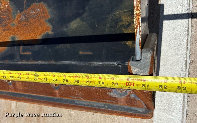 image for item DY0635 Kubota RD80LLC skid steer bucket