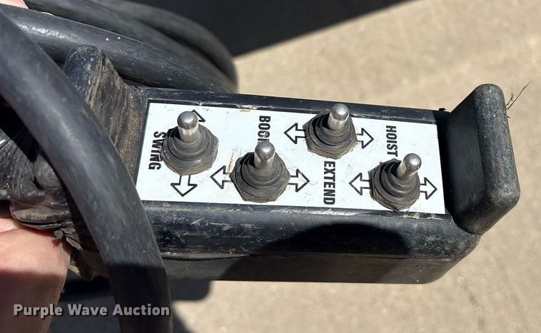 image for item DY0650 Ideal crane L4PXTW-16 truck mounted crane