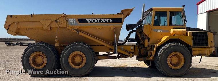 image for item DZ8520 1997 Volvo A25C articulated haul truck