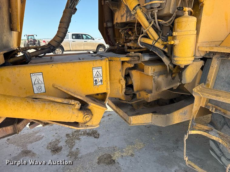 image for item DZ8520 1997 Volvo A25C articulated haul truck