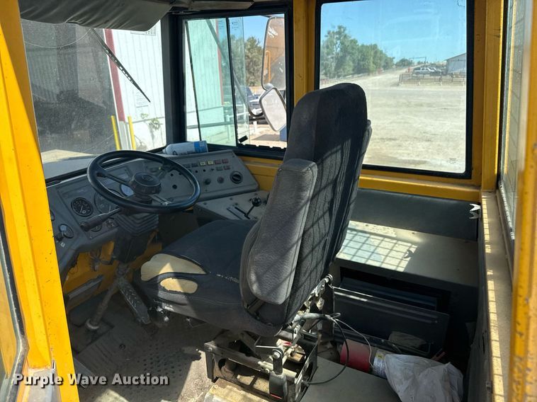 image for item DZ8520 1997 Volvo A25C articulated haul truck