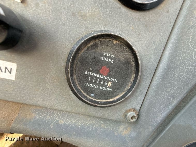 image for item DZ8520 1997 Volvo A25C articulated haul truck