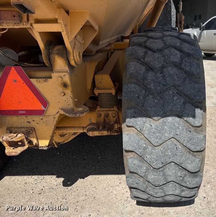 image for item DZ8520 1997 Volvo A25C articulated haul truck