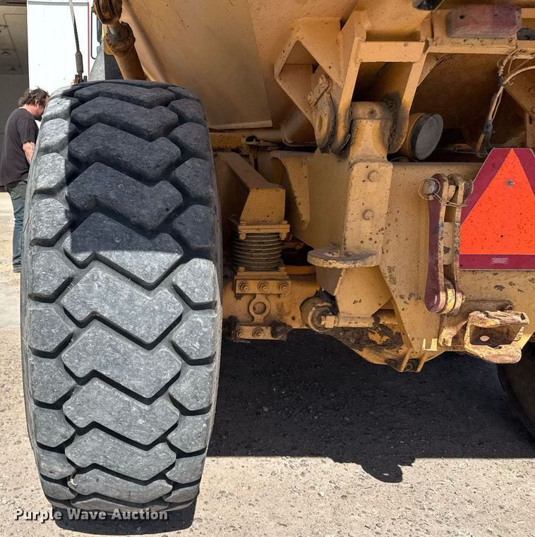 image for item DZ8520 1997 Volvo A25C articulated haul truck