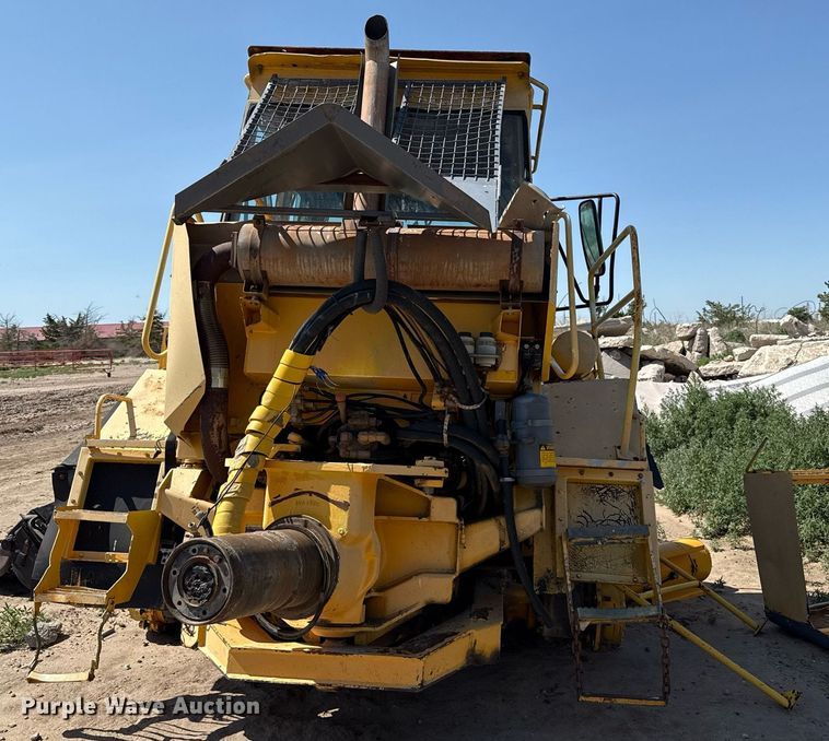 image for item DZ8520 1997 Volvo A25C articulated haul truck