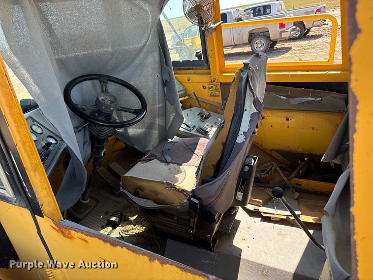 image for item DZ8520 1997 Volvo A25C articulated haul truck