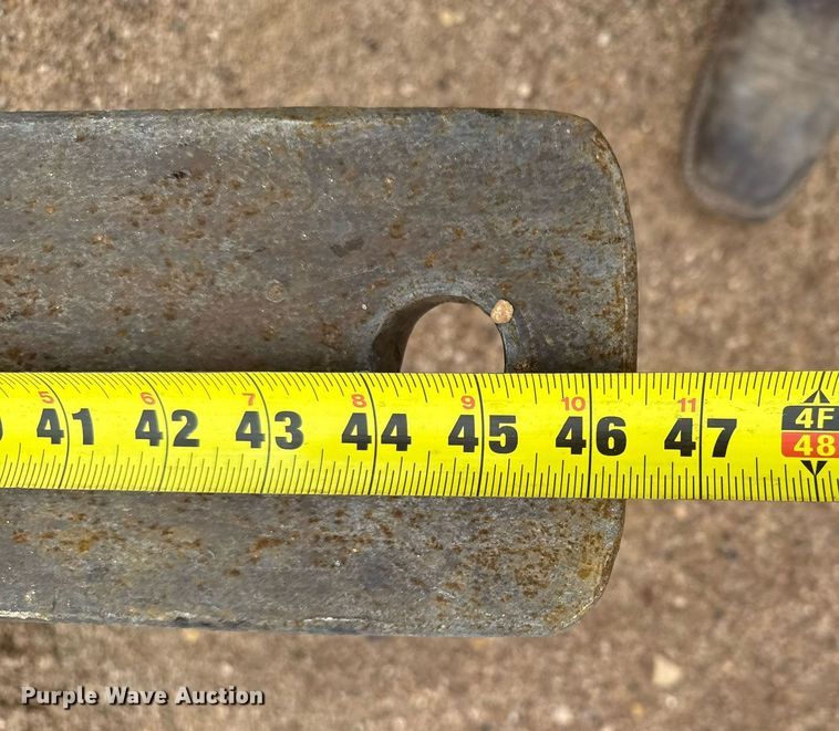 image for item DZ8569 Case 586E forklift