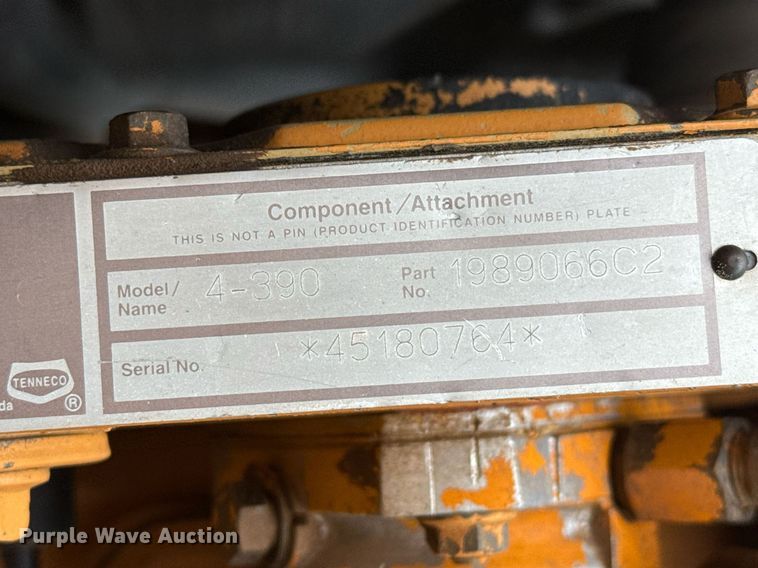 image for item DZ8569 Case 586E forklift