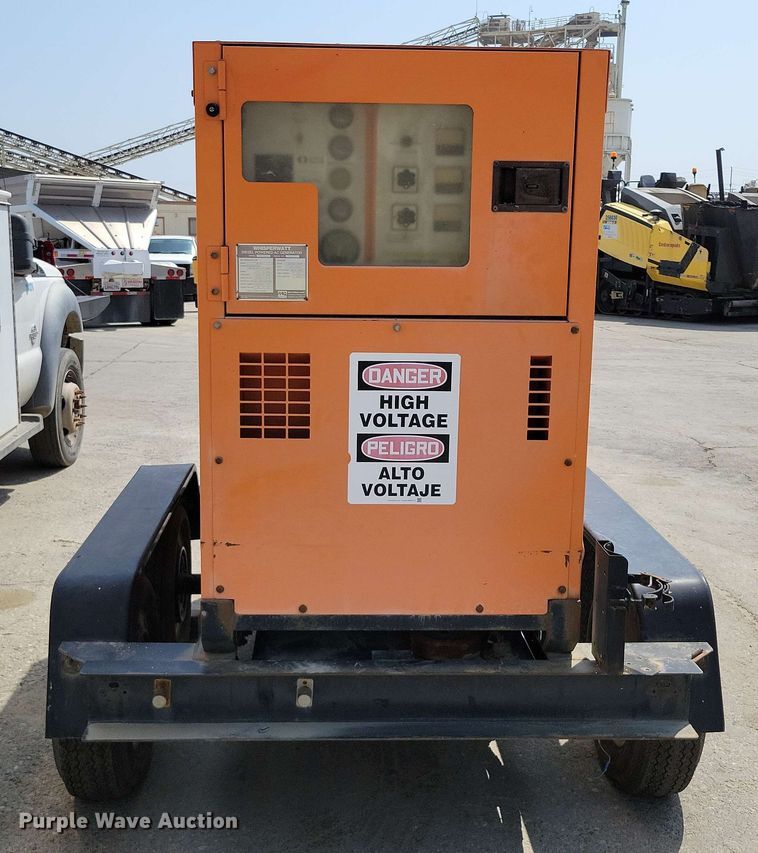 image for item EA2458 MQ Whisperwatt DB-0831J generator