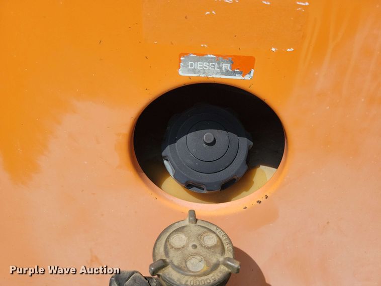 image for item EA2458 MQ Whisperwatt DB-0831J generator