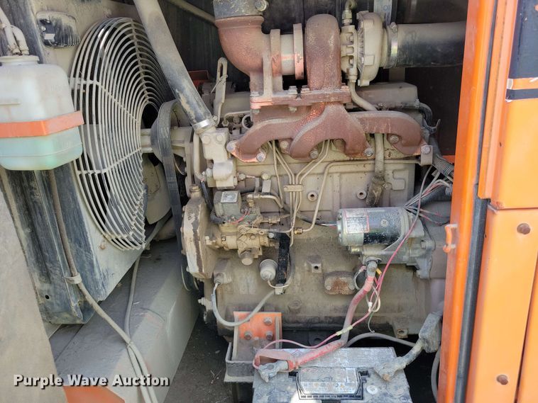 image for item EA2458 MQ Whisperwatt DB-0831J generator