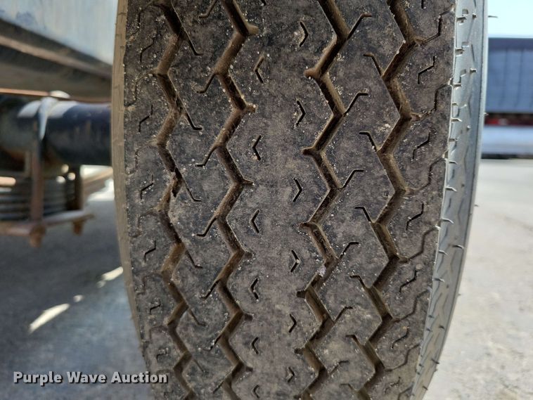 image for item EA2458 MQ Whisperwatt DB-0831J generator