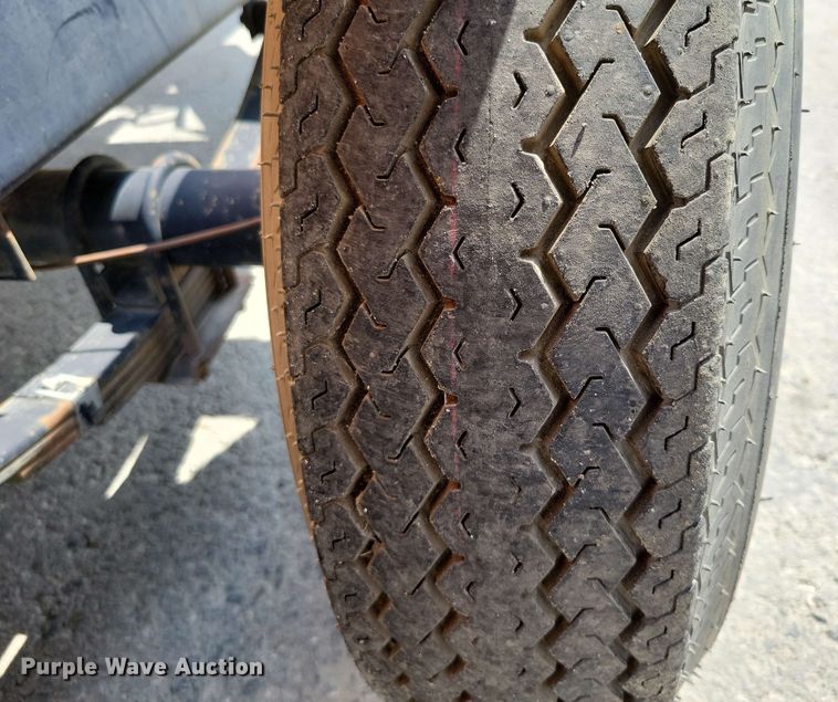 image for item EA2458 MQ Whisperwatt DB-0831J generator