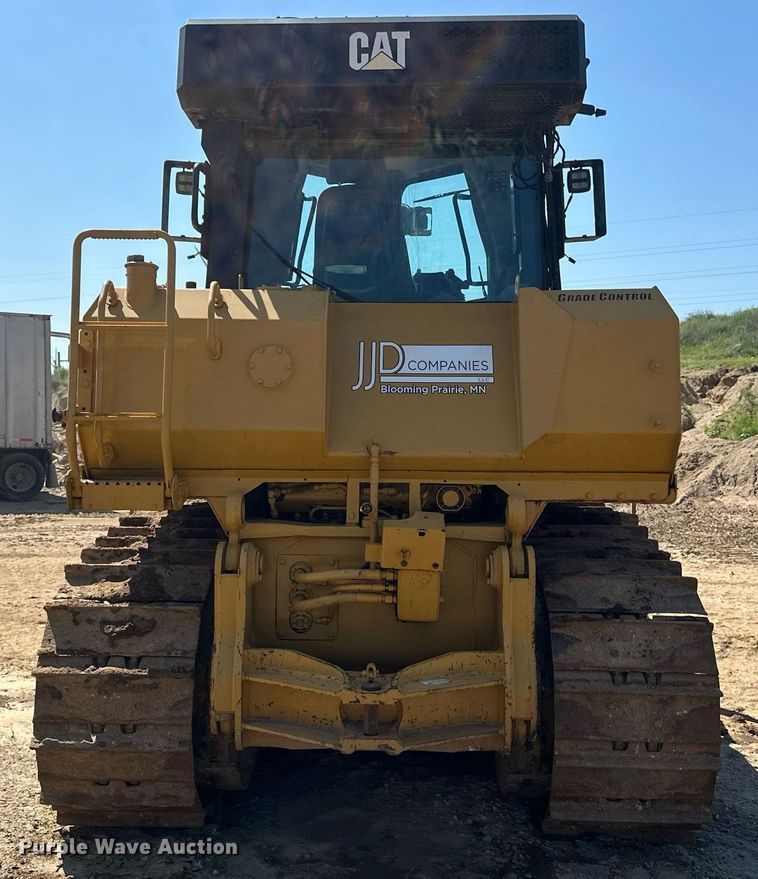 image for item EB2587 2016 Caterpillar D7E dozer