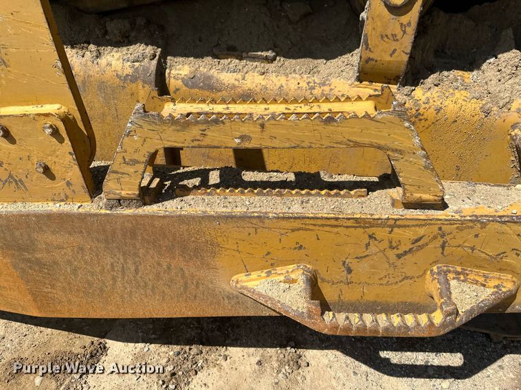 image for item EB2587 2016 Caterpillar D7E dozer