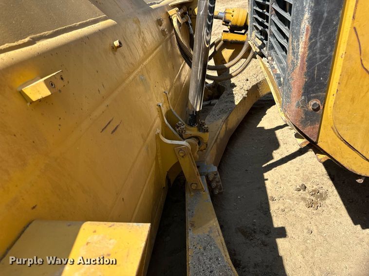 image for item EB2587 2016 Caterpillar D7E dozer