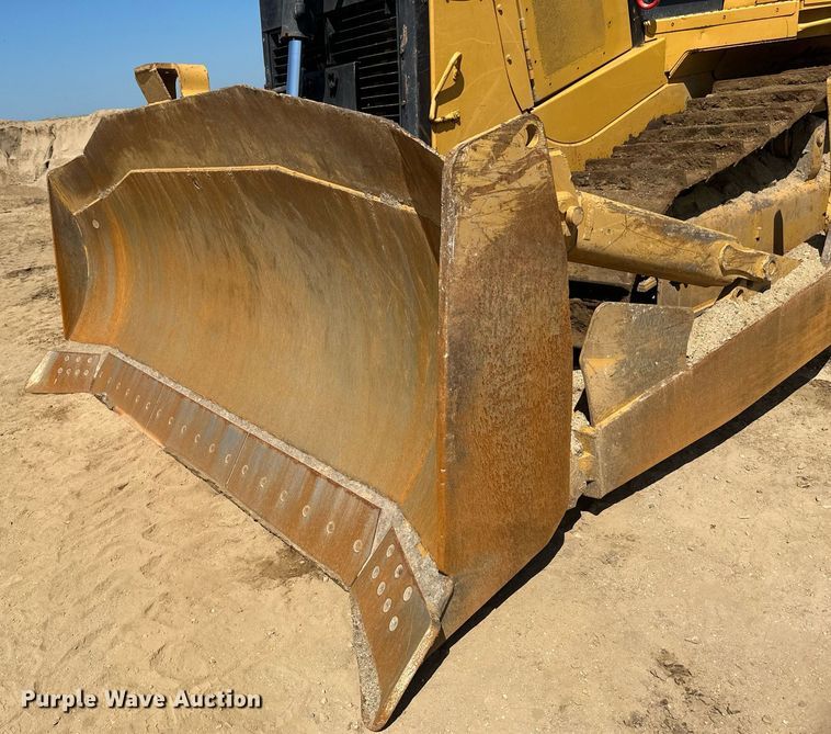 image for item EB2587 2016 Caterpillar D7E dozer