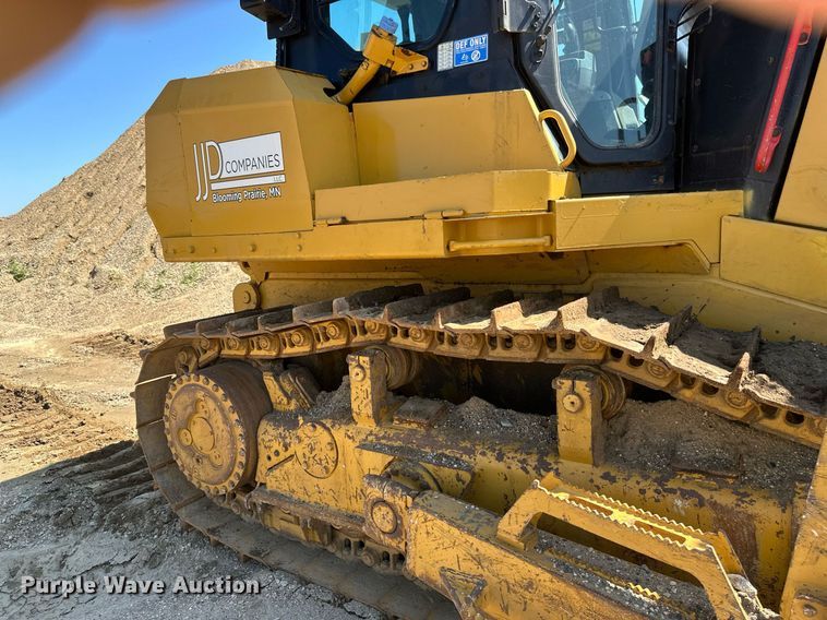 image for item EB2587 2016 Caterpillar D7E dozer