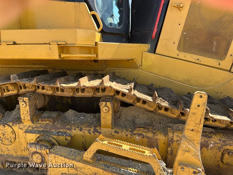 image for item EB2587 2016 Caterpillar D7E dozer