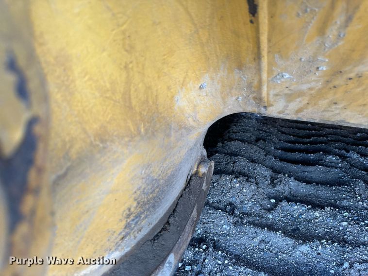 image for item EB2587 2016 Caterpillar D7E dozer