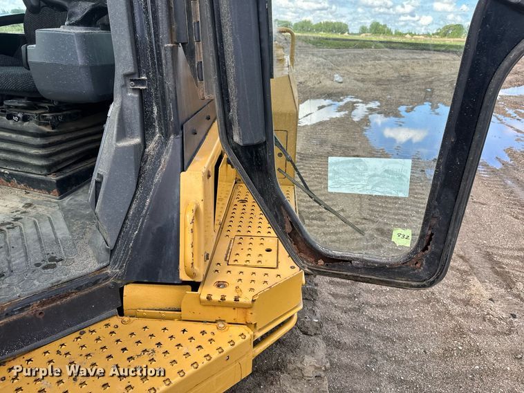 image for item EB2587 2016 Caterpillar D7E dozer