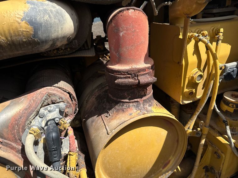 image for item EB2587 2016 Caterpillar D7E dozer