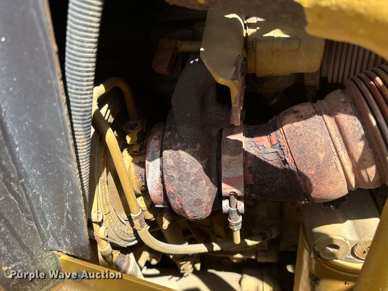 image for item EB2587 2016 Caterpillar D7E dozer