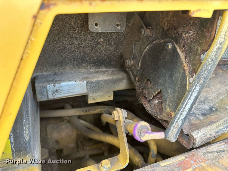 image for item EB2587 2016 Caterpillar D7E dozer