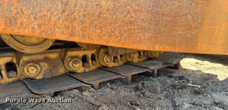 image for item EB2587 2016 Caterpillar D7E dozer
