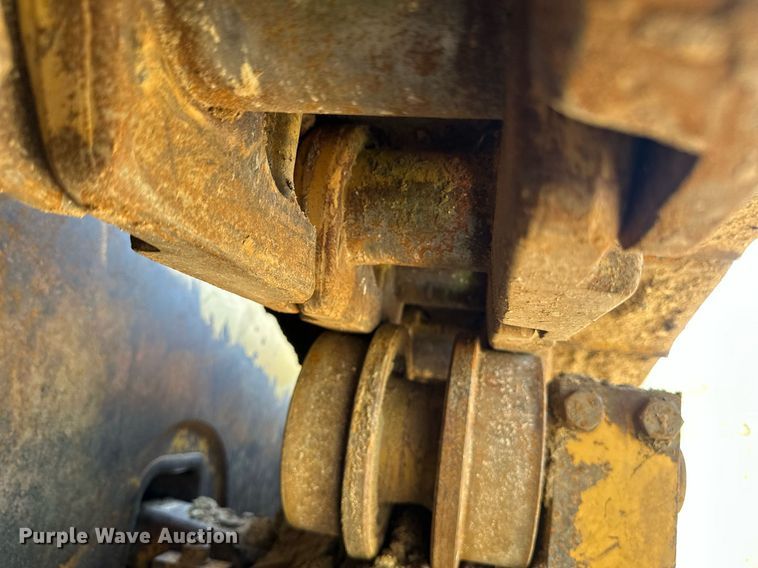 image for item EB2587 2016 Caterpillar D7E dozer